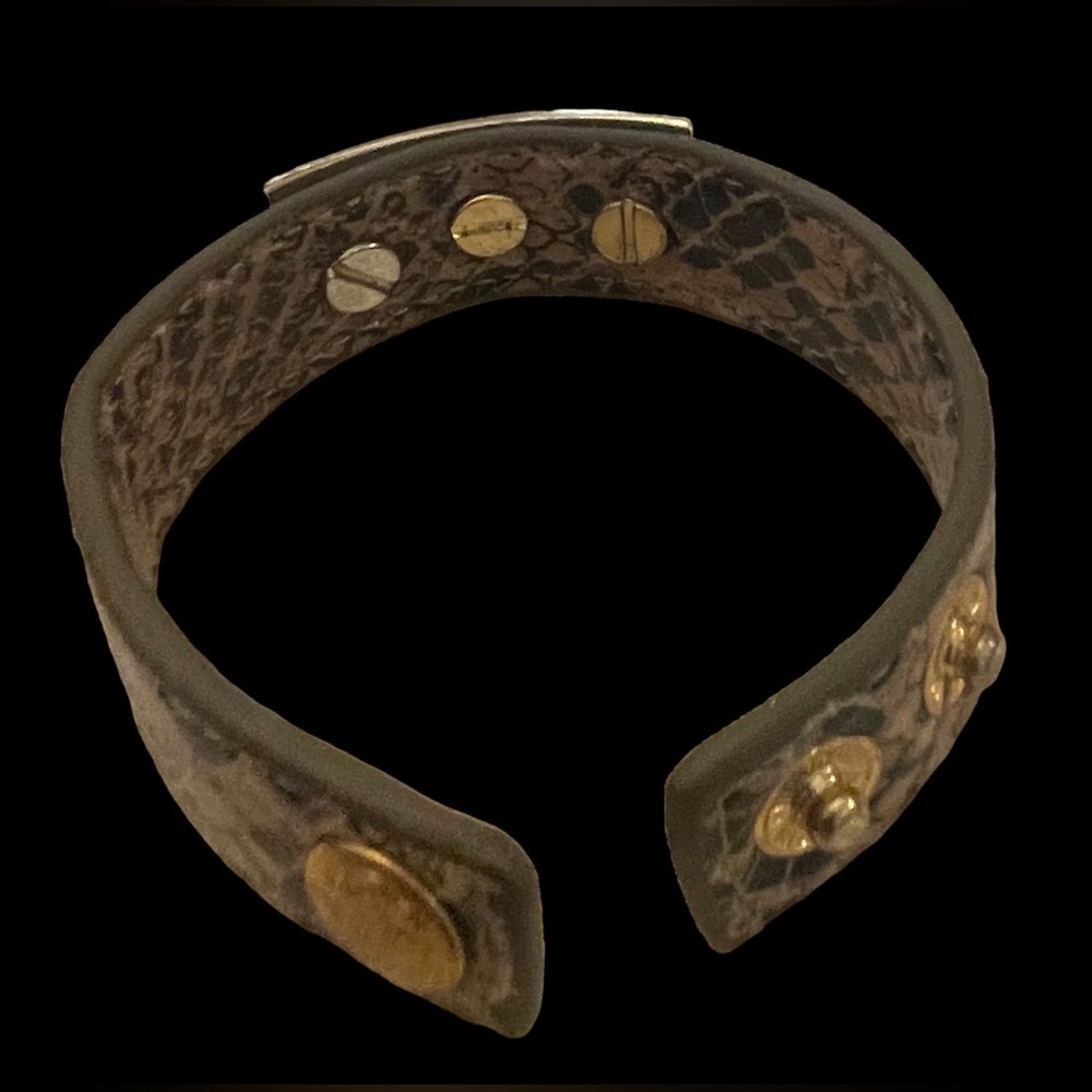 Cuff Bracelet - Picture 3 of 10